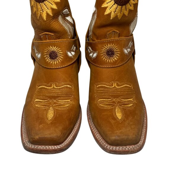 🌻 Women’s Sunflower Embroidered Cowboy Boots – Made in Mexico – Size 6.5 - Picture 4 of 9